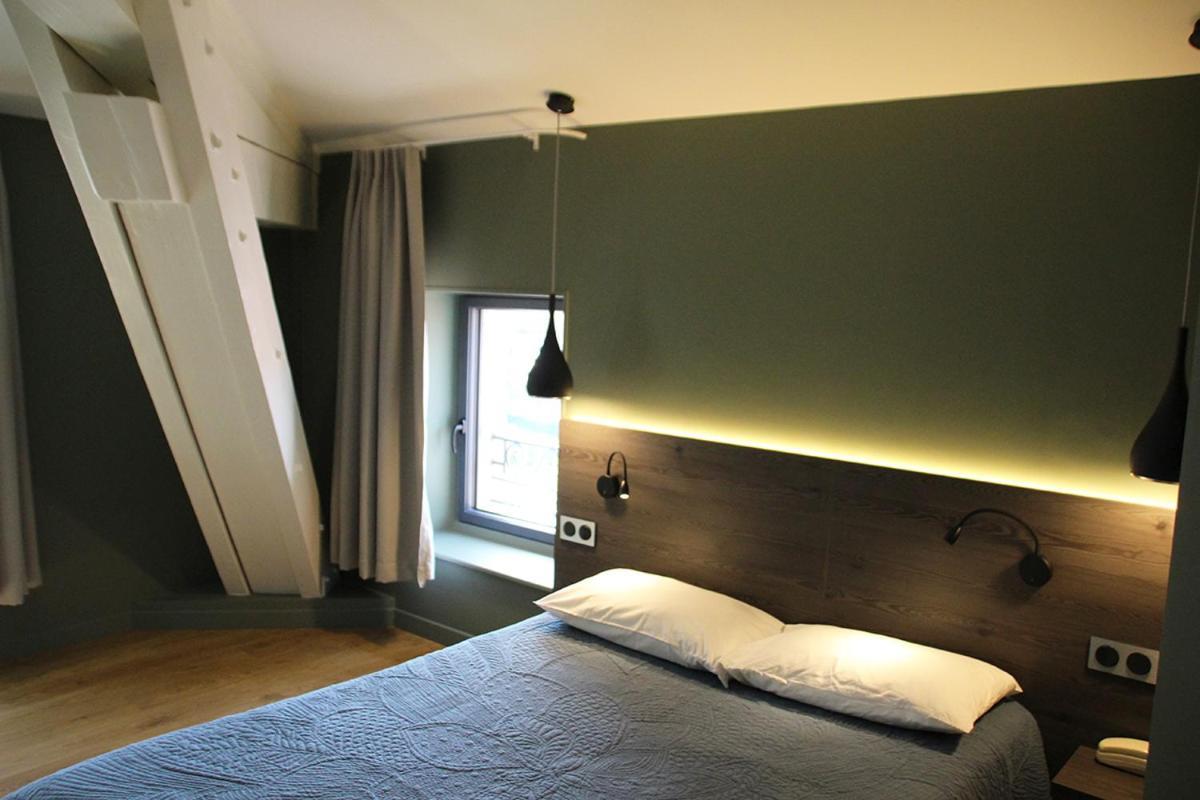 Hotel Le Pont Neuf Saint-Affrique Kültér fotó